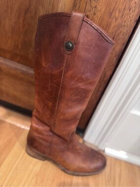 ‼️🏷️Price to Sell. 
Frye Brown Leather Mid-Calf Boots